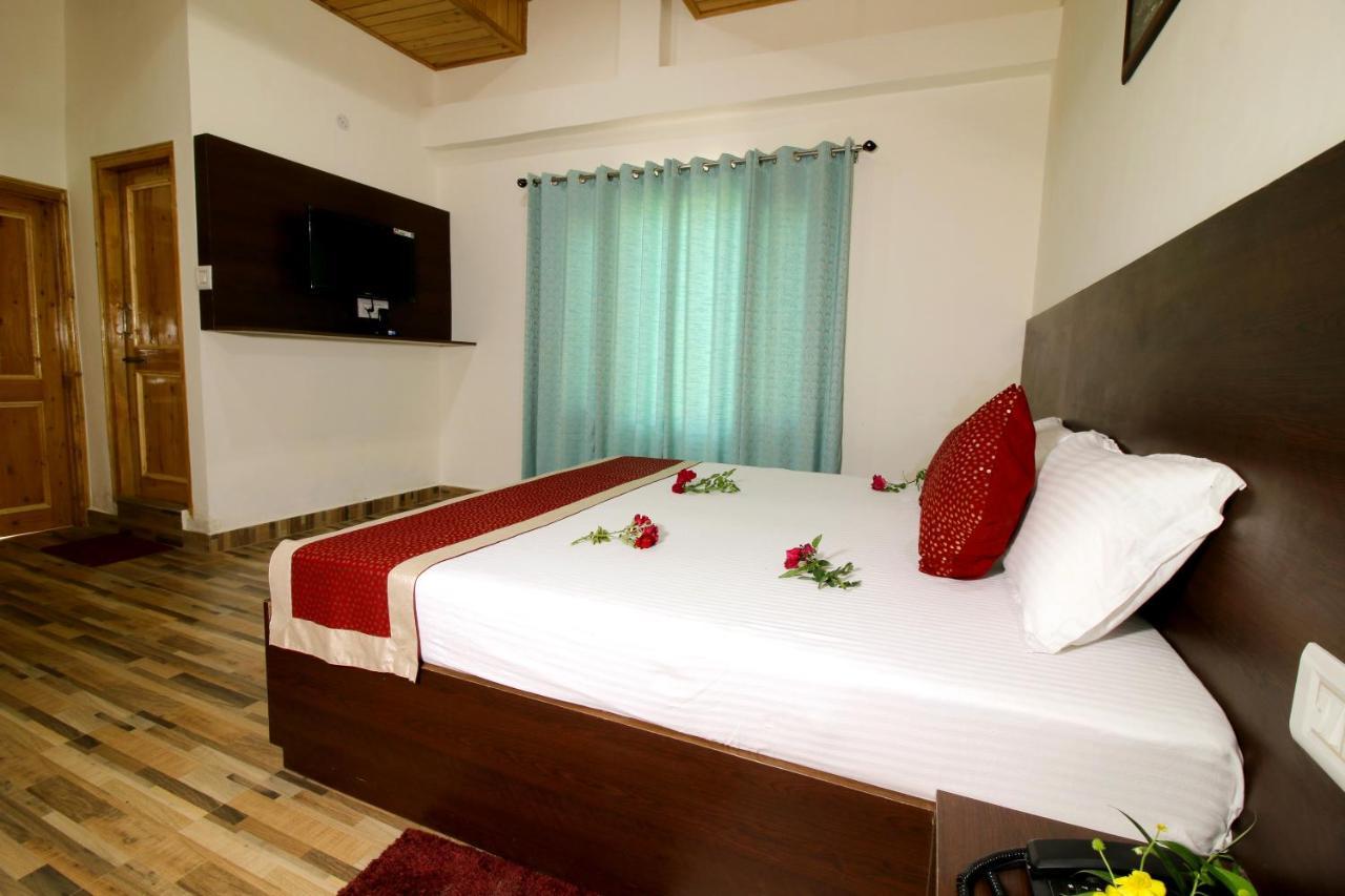 Chaman Vatika Hotell Kulu Exteriör bild