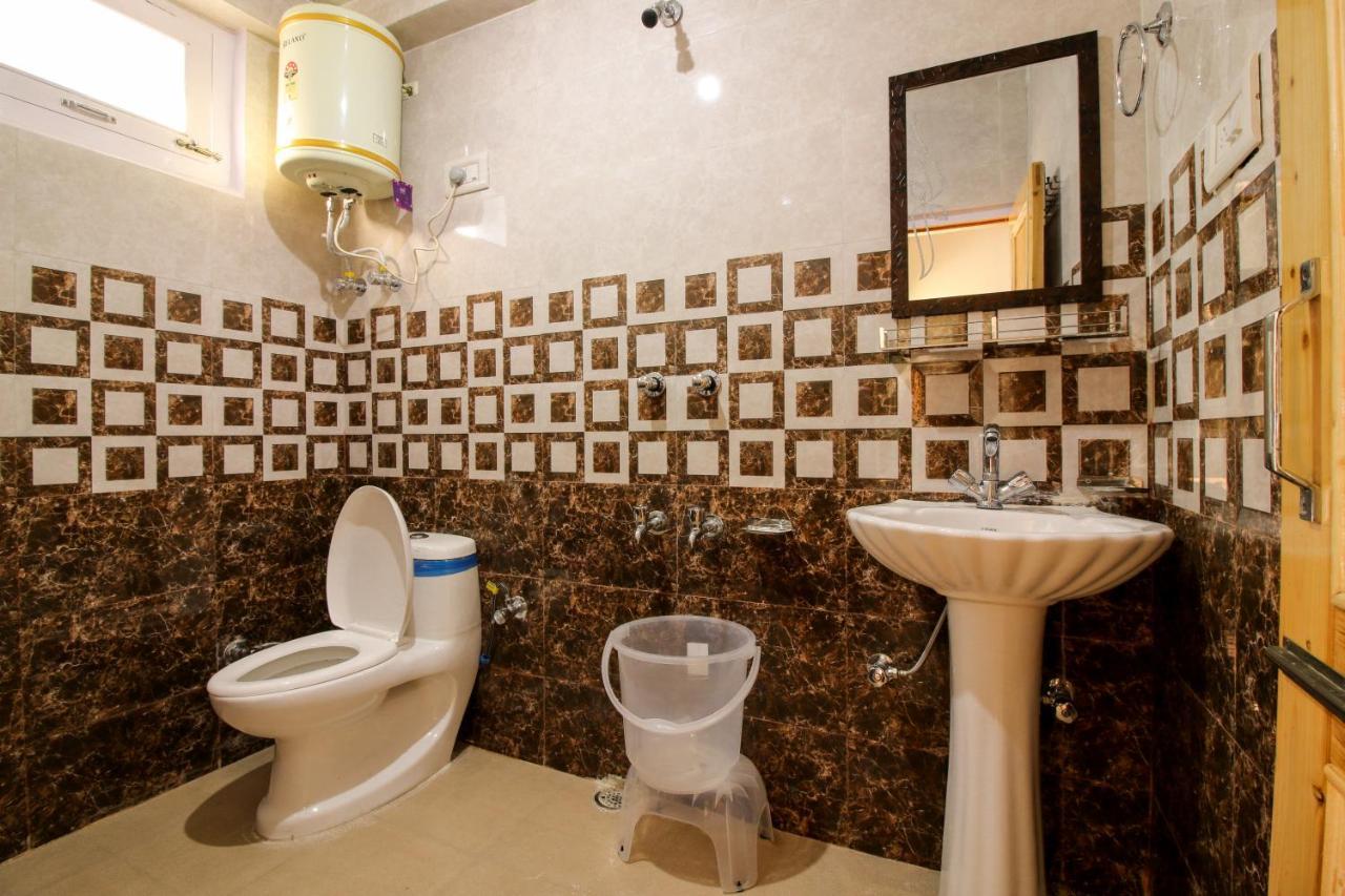 Chaman Vatika Hotell Kulu Exteriör bild